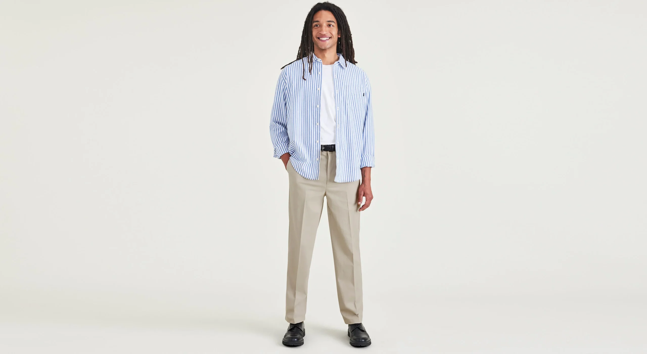 Signature Iron Free Khakis, Relaxed Fit with Stain Defender®