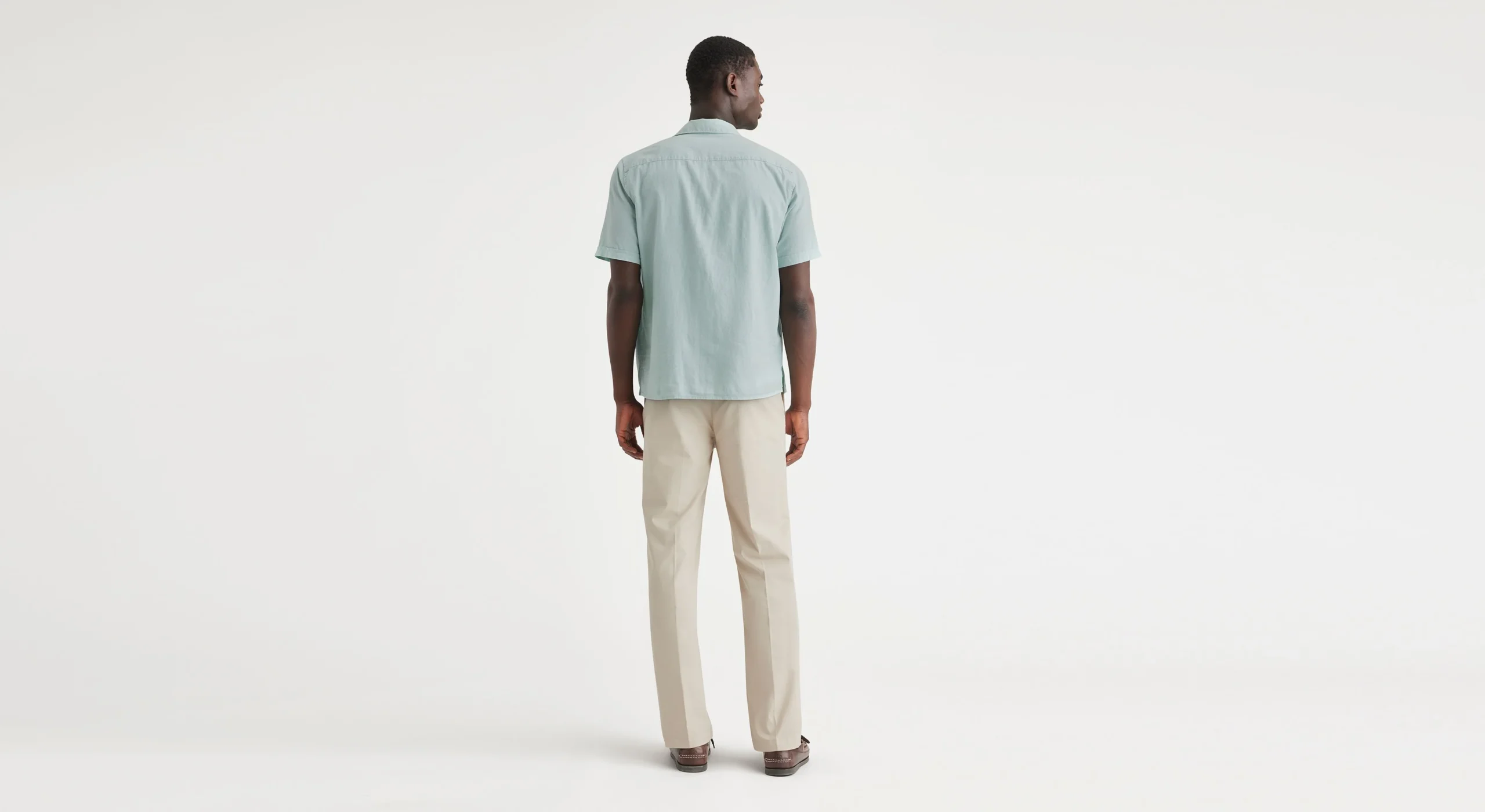 1216-original-chinos-straight-fit-2.webp Original Chinos, Straight Fit