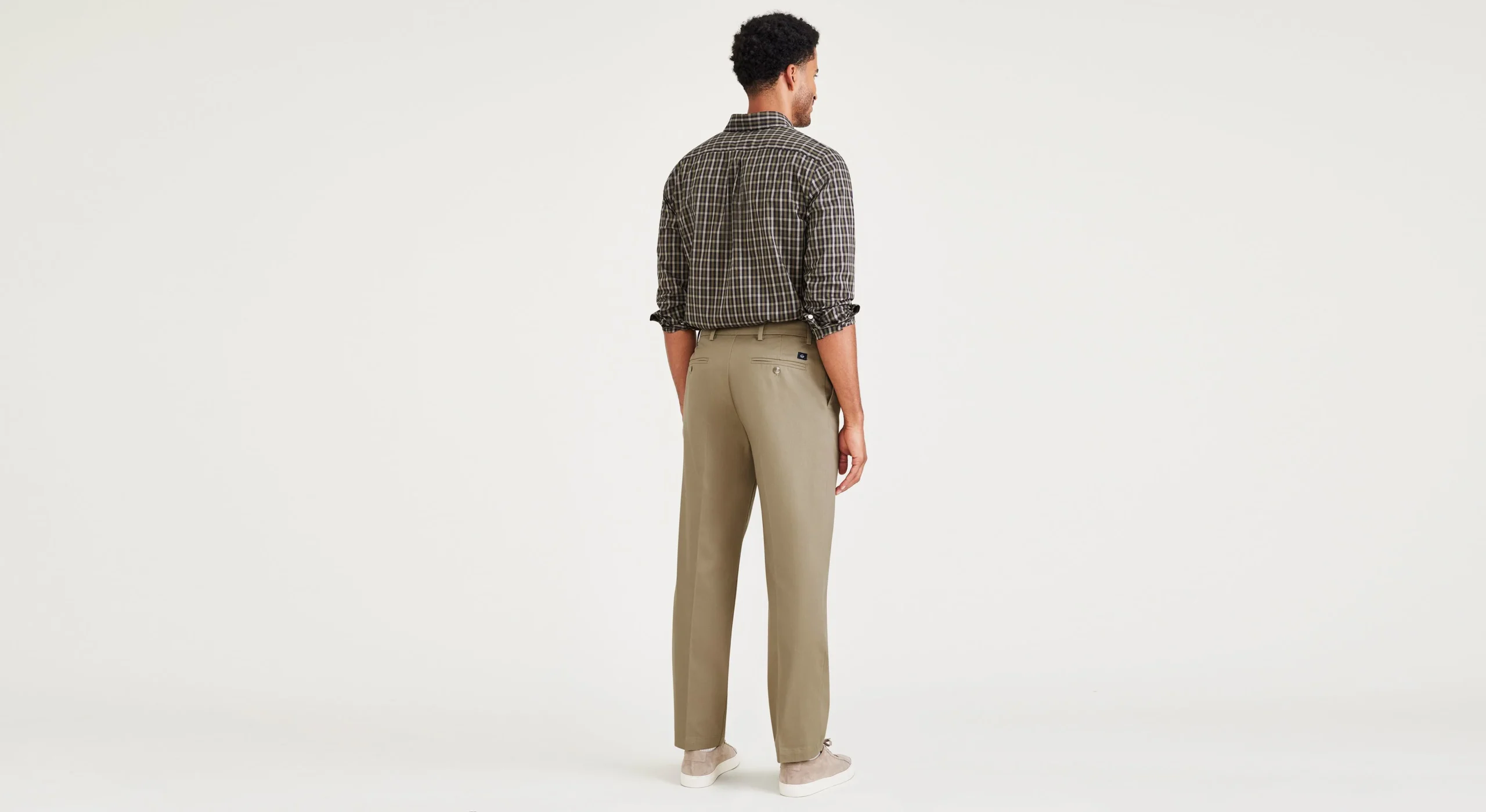 Signature Iron Free Khakis, Pleated, Classic Fit with Stain Defender®