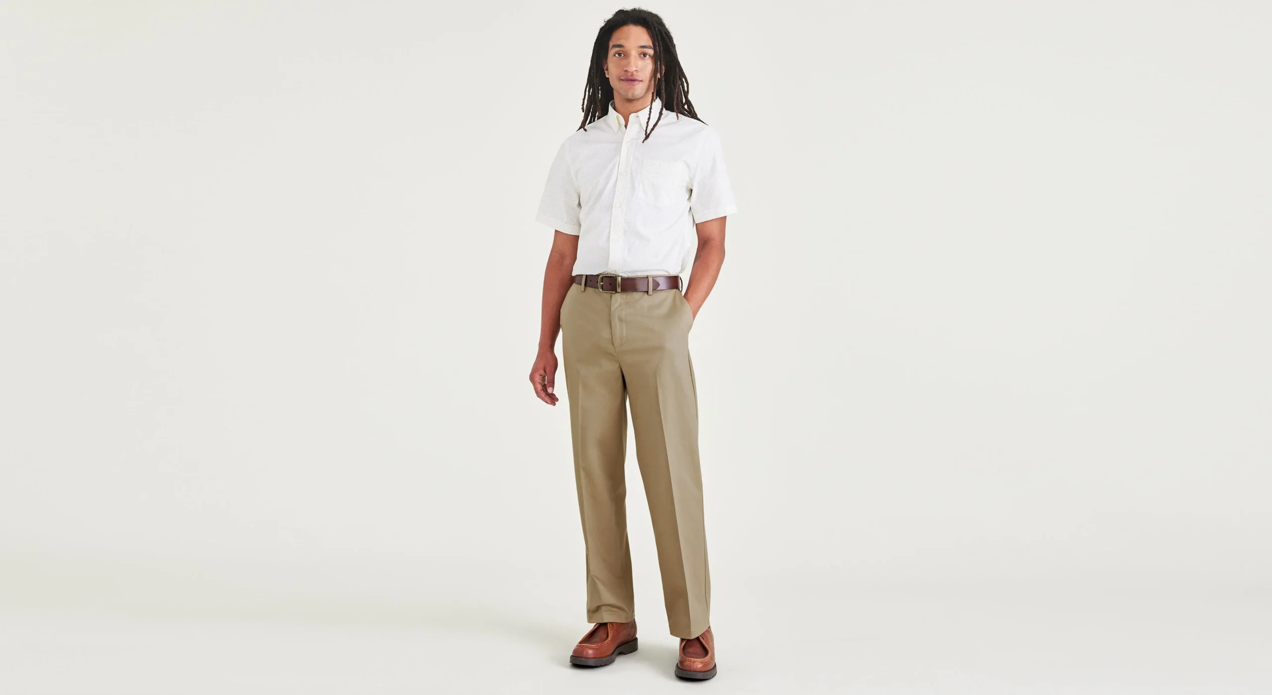 Signature Iron Free Khakis, Relaxed Fit with Stain Defender®