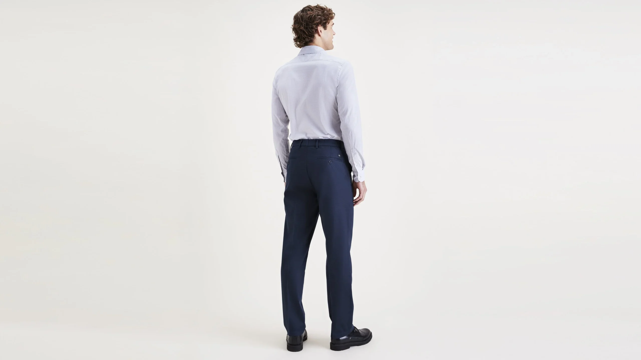 Signature Iron Free Khakis, Straight Fit with Stain Defender®