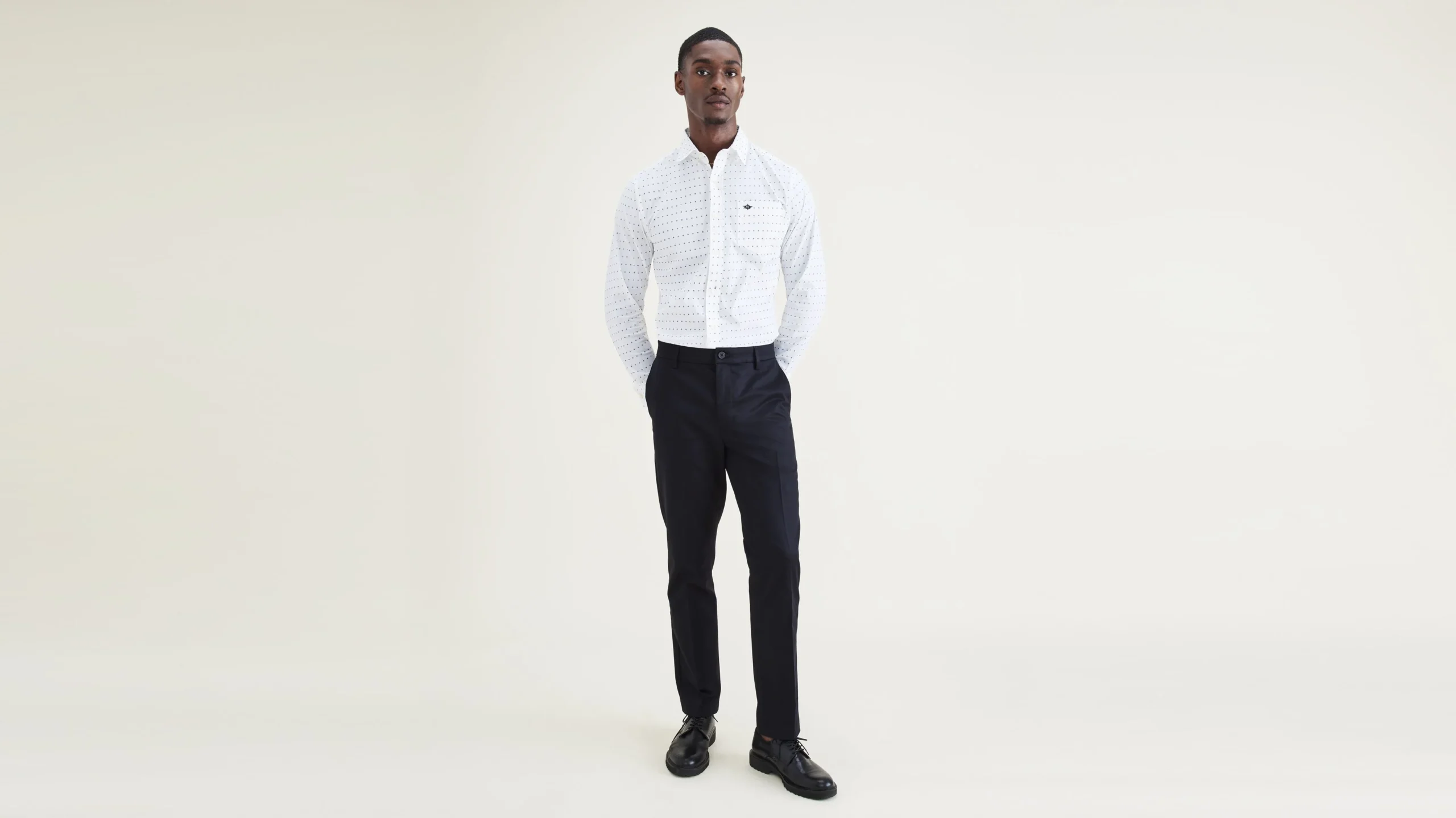 Signature Iron Free Khakis, Slim Fit with Stain Defender®
