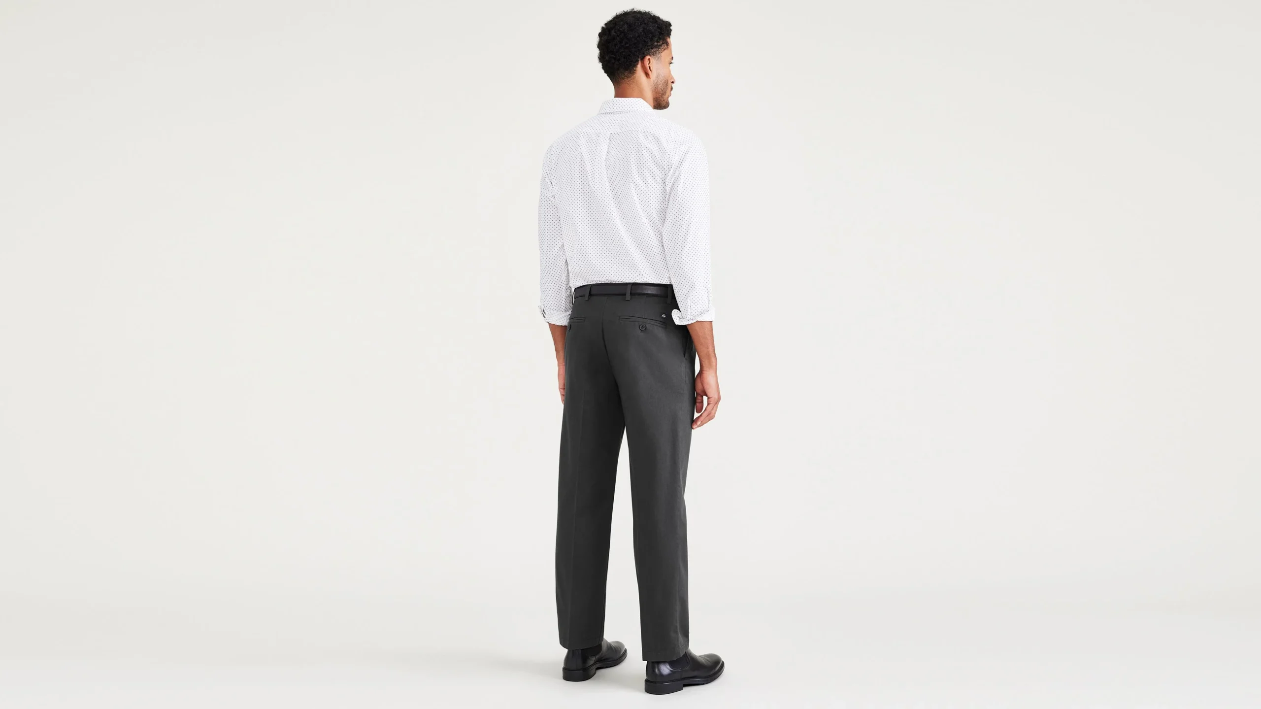 Signature Iron Free Khakis, Pleated, Classic Fit with Stain Defender®