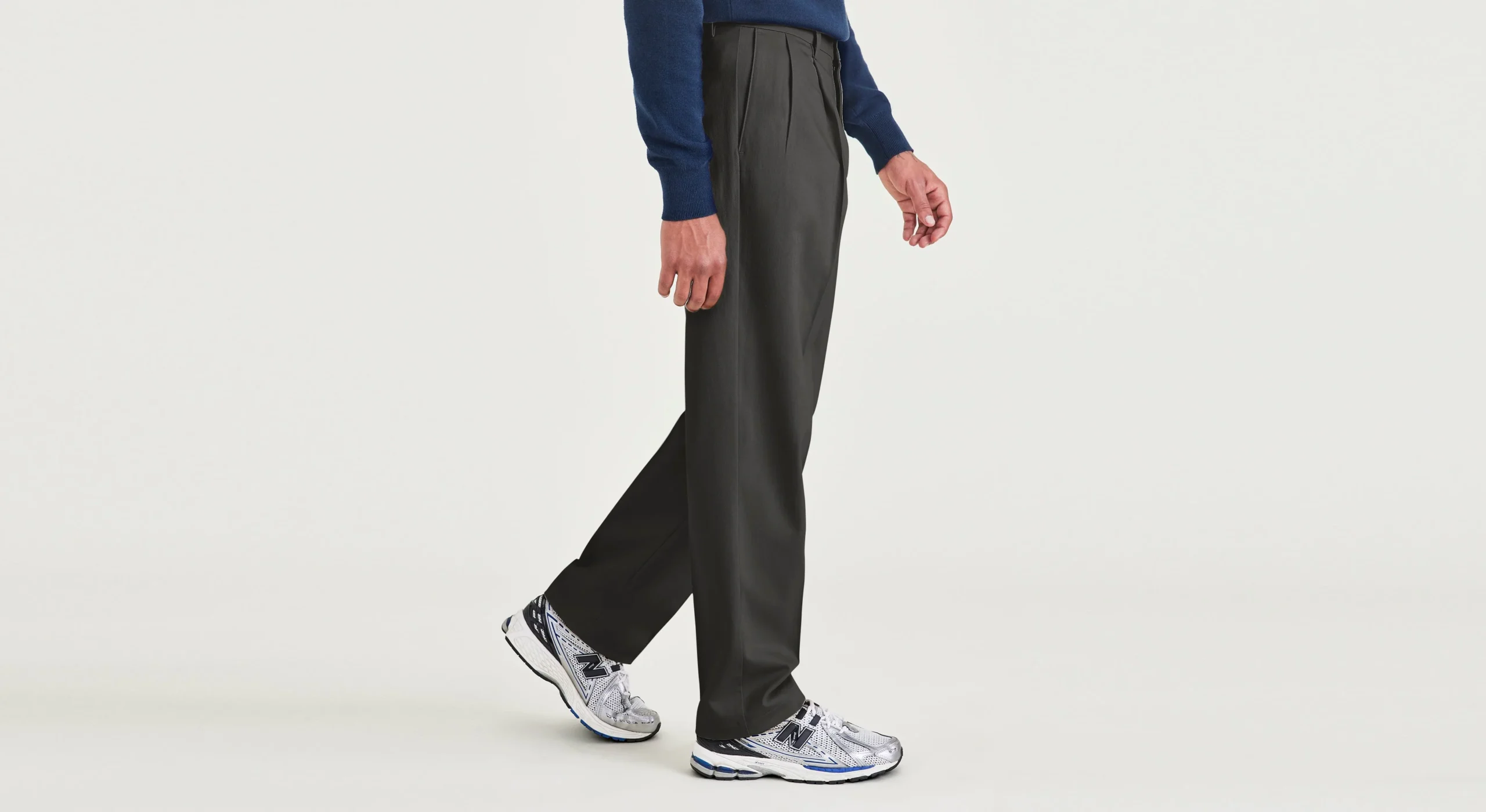 Signature Iron Free Khakis, Pleated, Relaxed Fit with Stain Defender®
