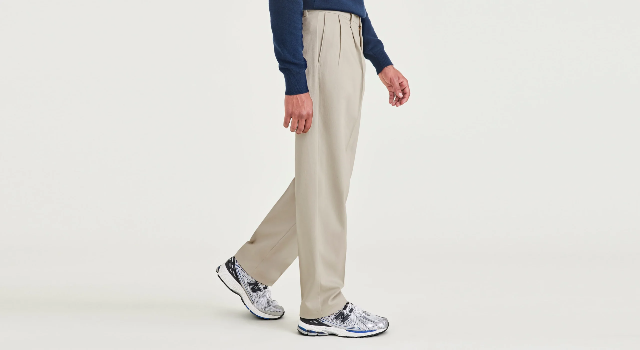 Signature Iron Free Khakis, Pleated, Relaxed Fit with Stain Defender®