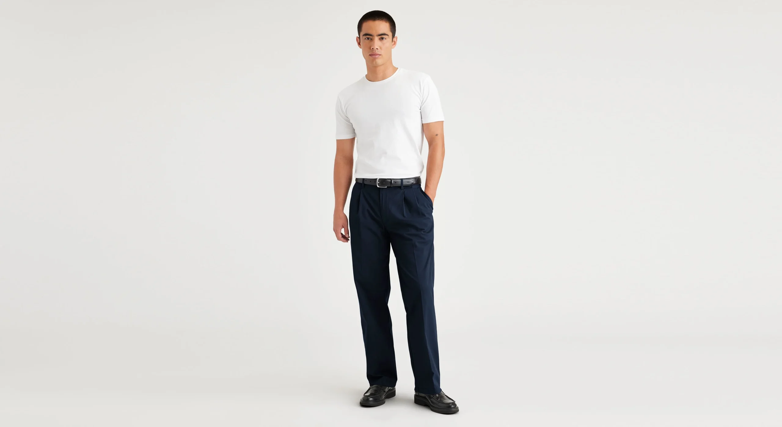 Original Chinos, Pleated, Classic Fit