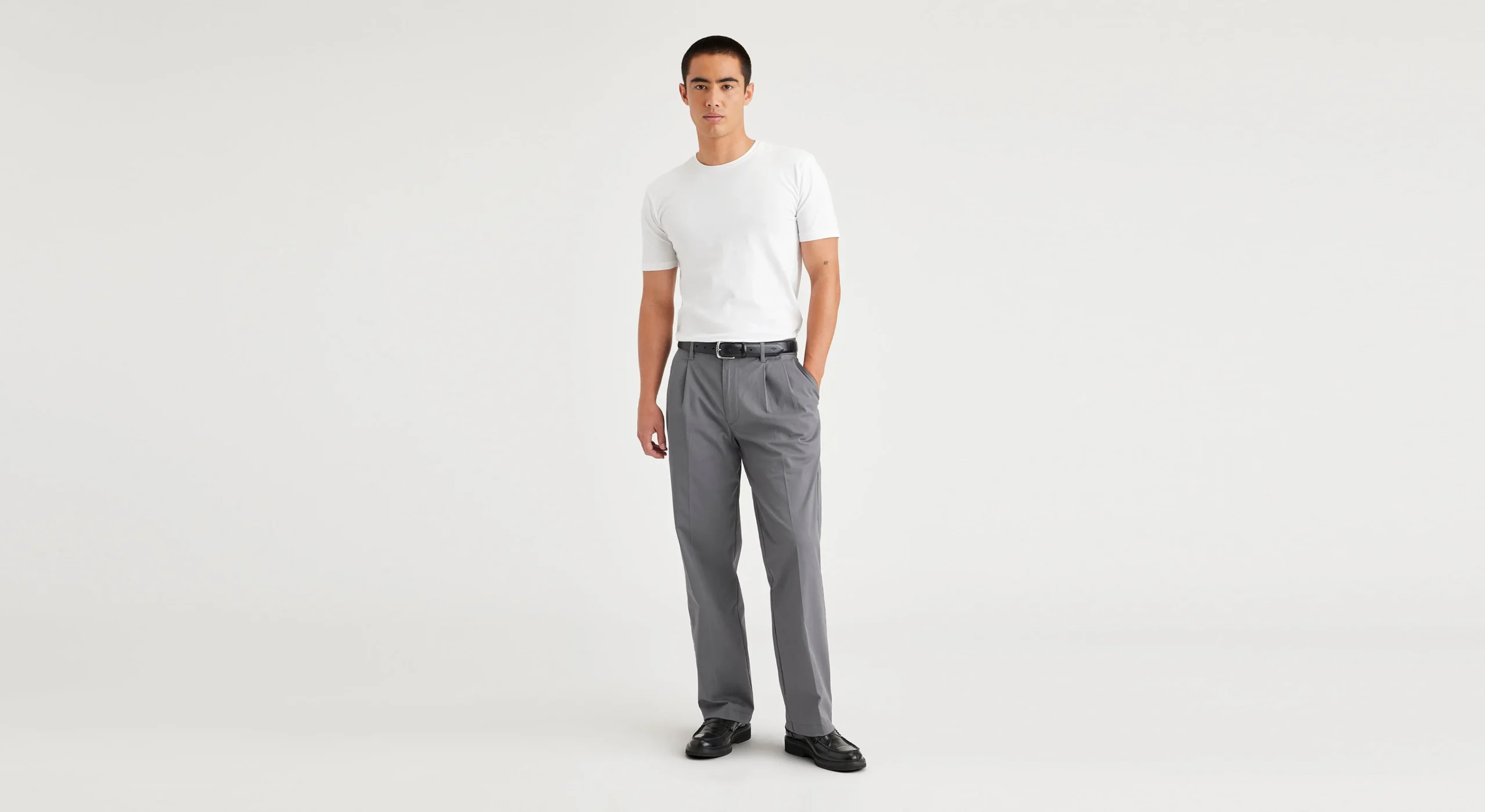 Original Chinos, Pleated, Classic Fit