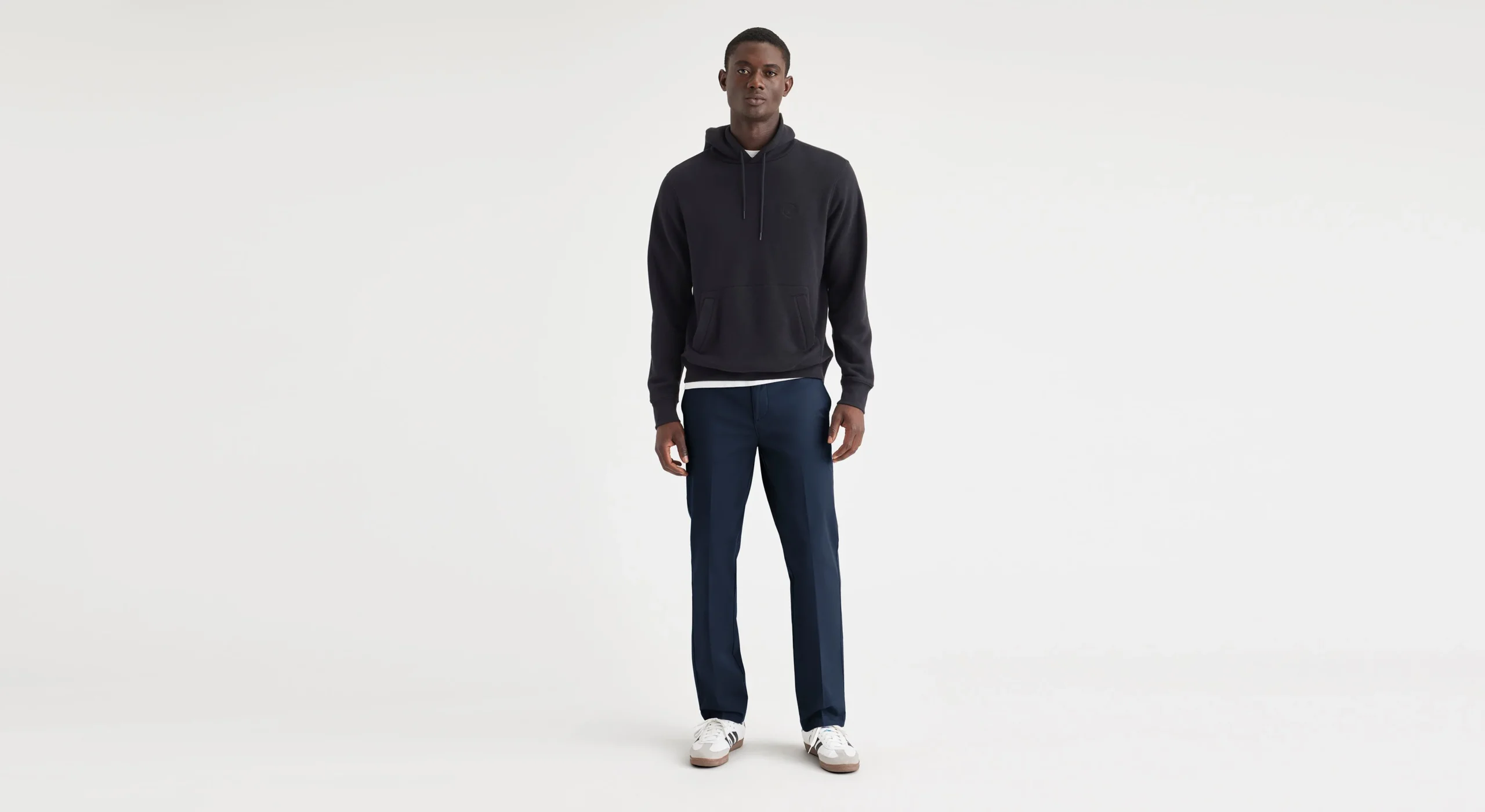 6880-original-chinos-straight-fit-1.webp Original Chinos, Straight Fit