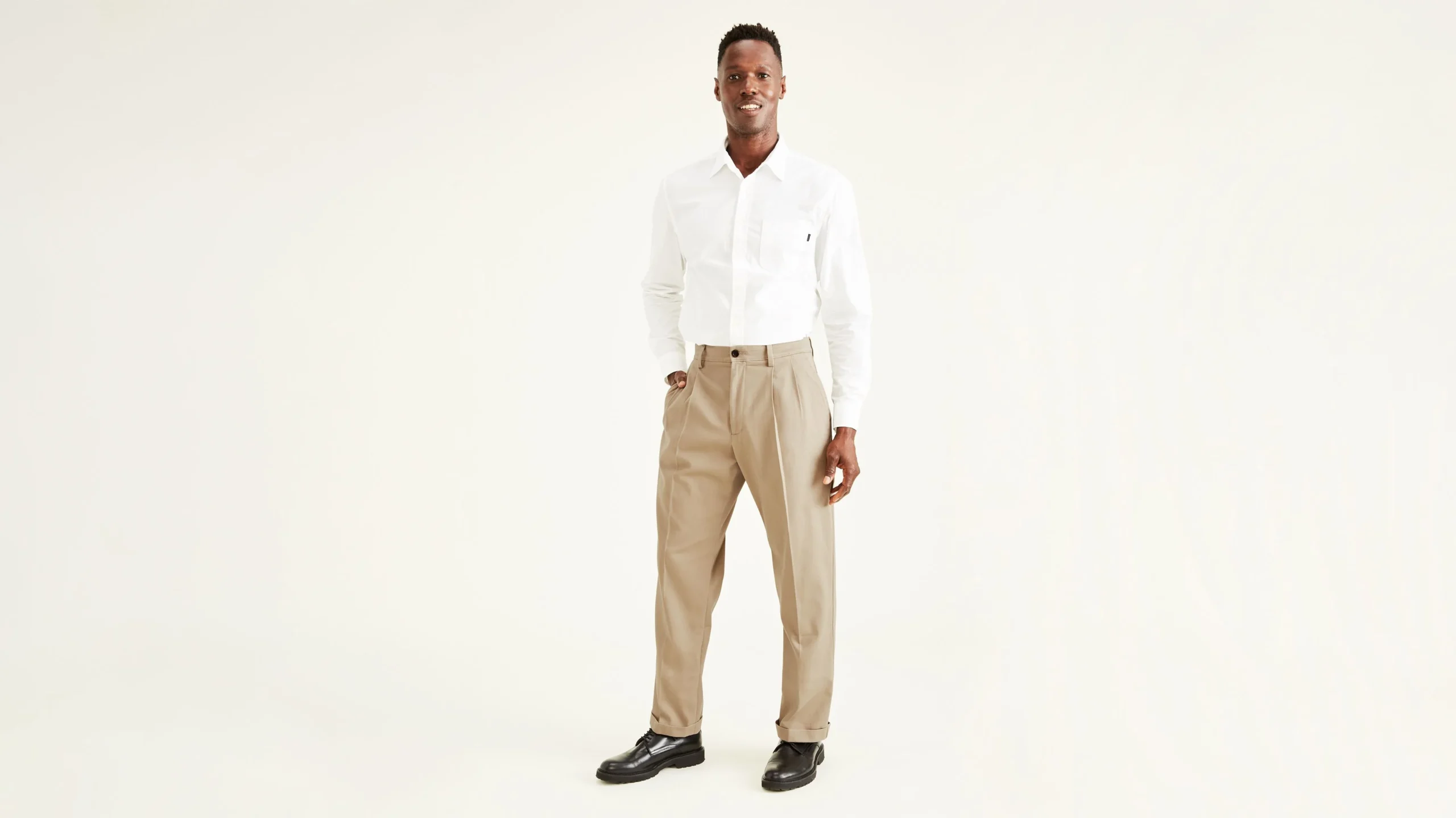 Easy Stretch Khakis, Pleated, Relaxed Fit