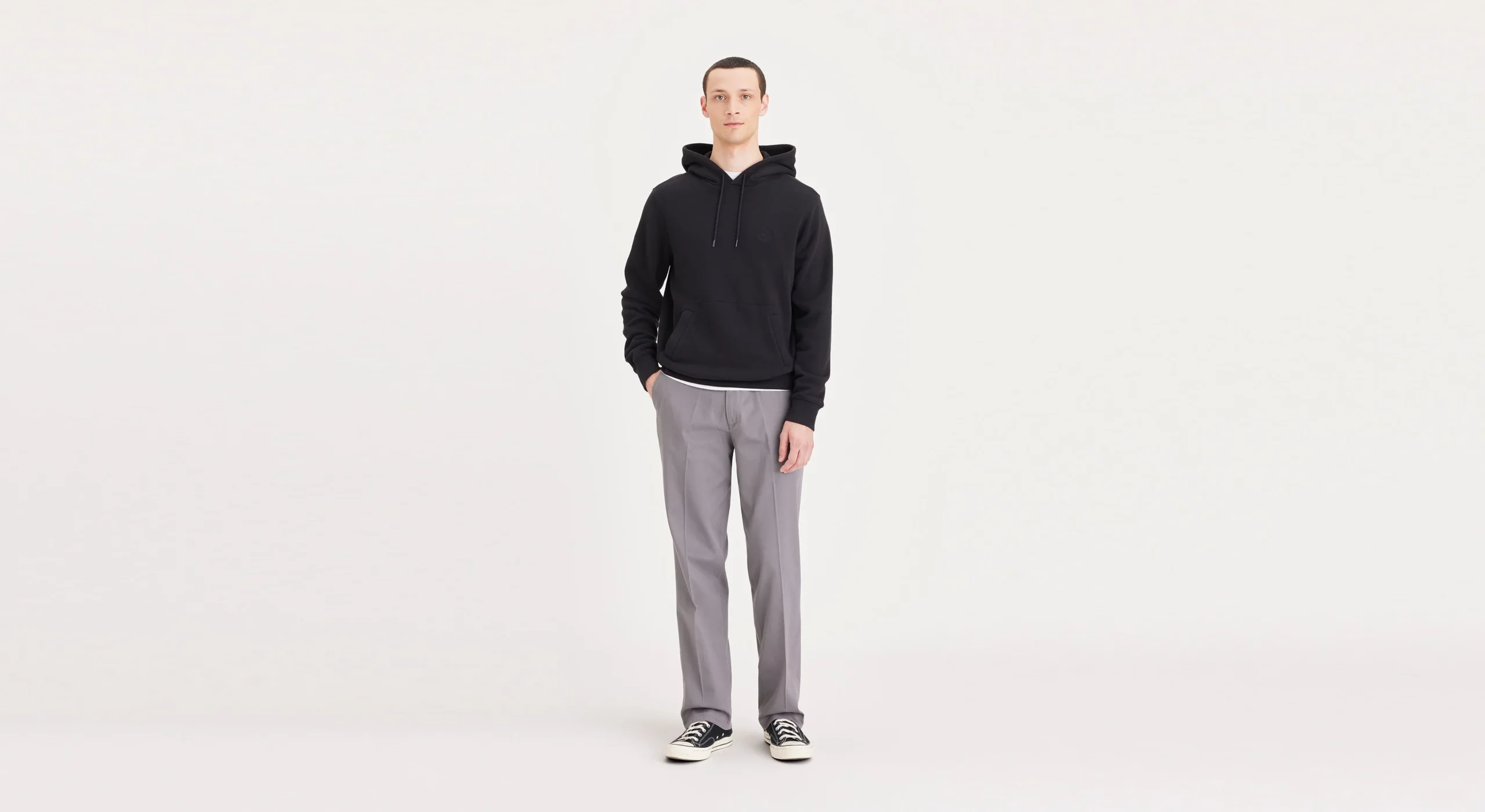 7687-easy-khakis-classic-fit-1.webp Easy Khakis, Classic Fit