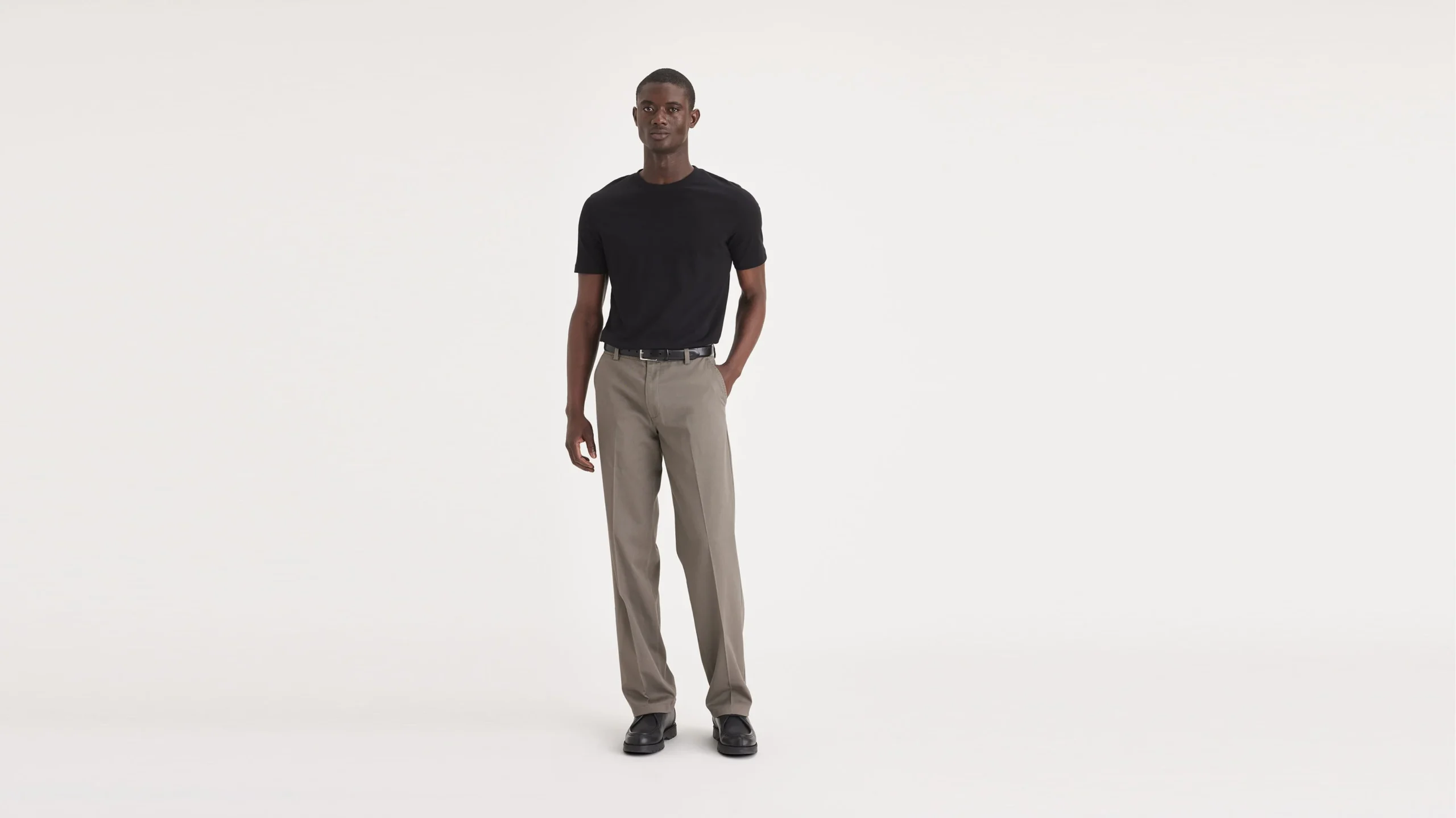 7917-easy-khakis-classic-fit-big-and-tall--1.webp Easy Khakis, Classic Fit (Big and Tall)