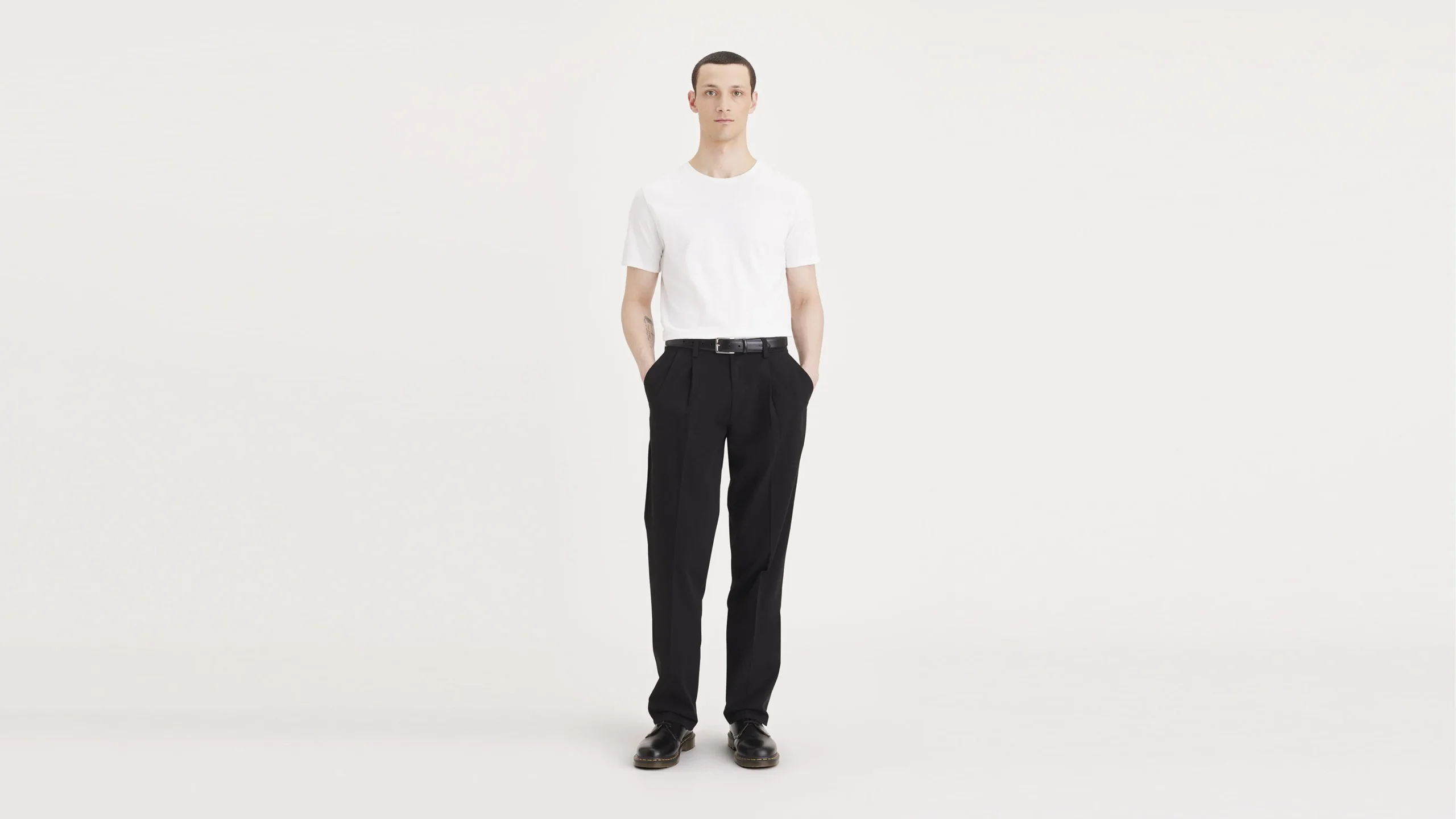 Easy Khakis, Pleated, Classic Fit (Big and Tall)