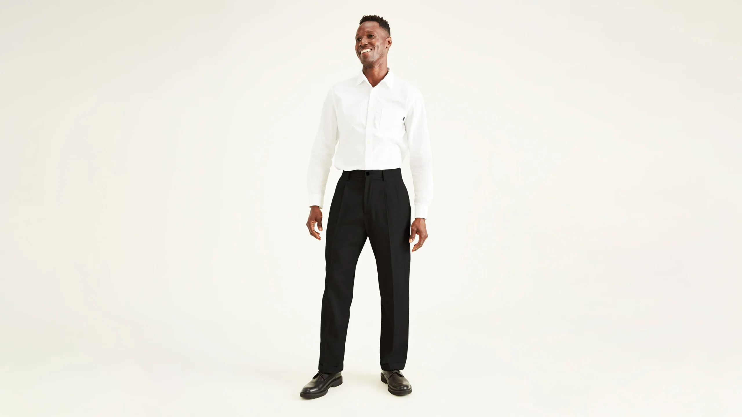 Easy Stretch Khakis, Pleated, Relaxed Fit